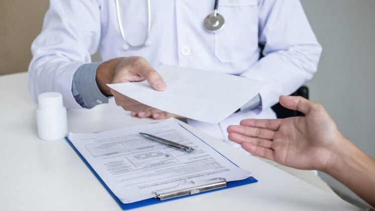 lekár predpíše liečbu parazitov